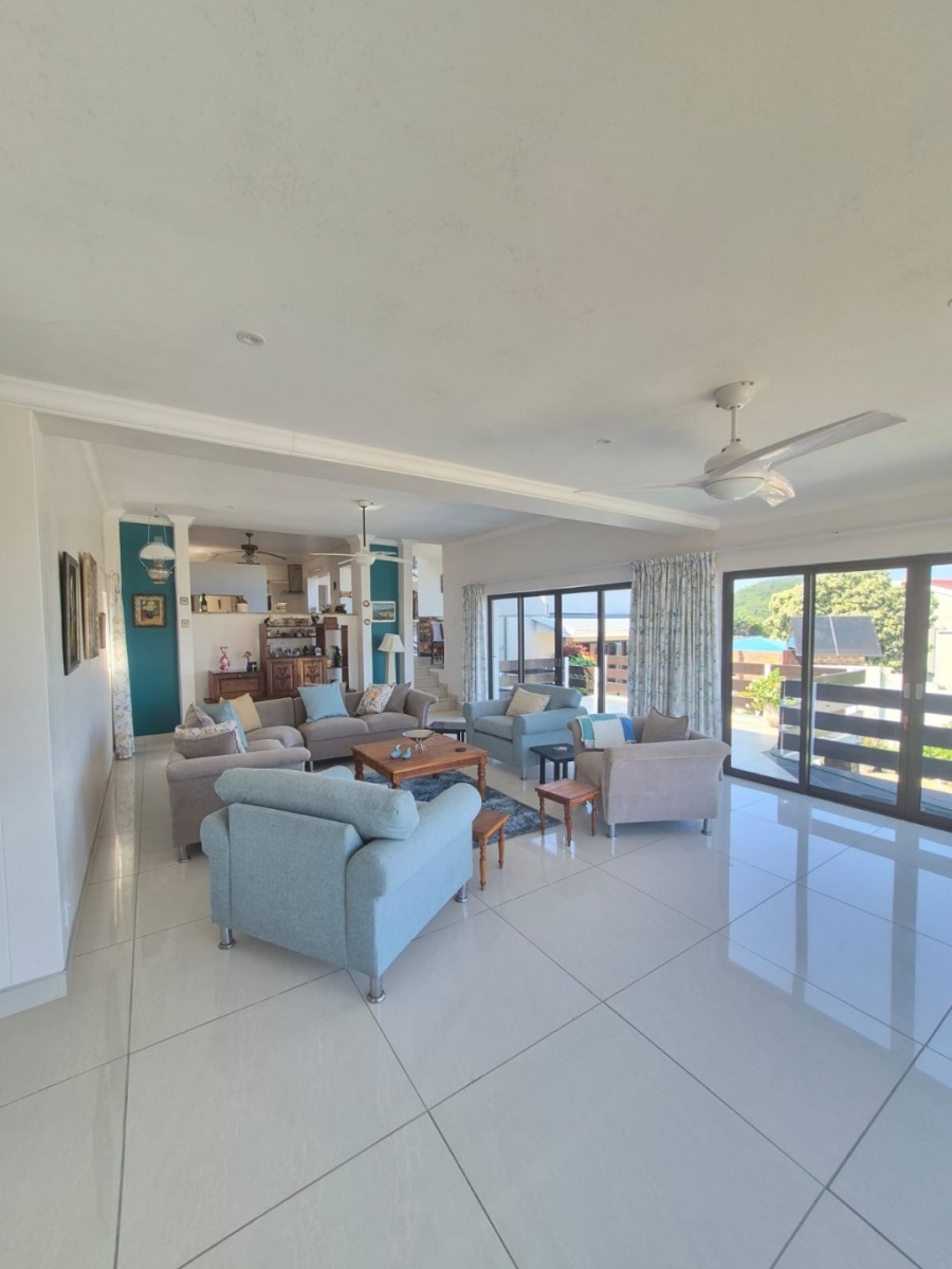 5 Bedroom Property for Sale in Blue Bend Eastern Cape